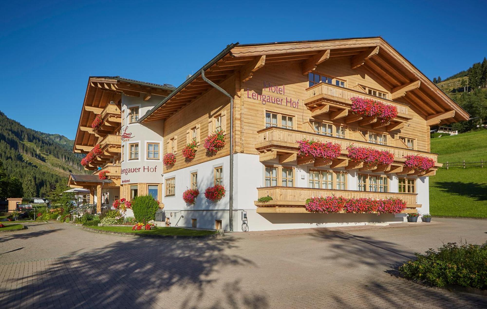 Familienhotel Lengauer Hof Saalbach-Hinterglemm Buitenkant foto