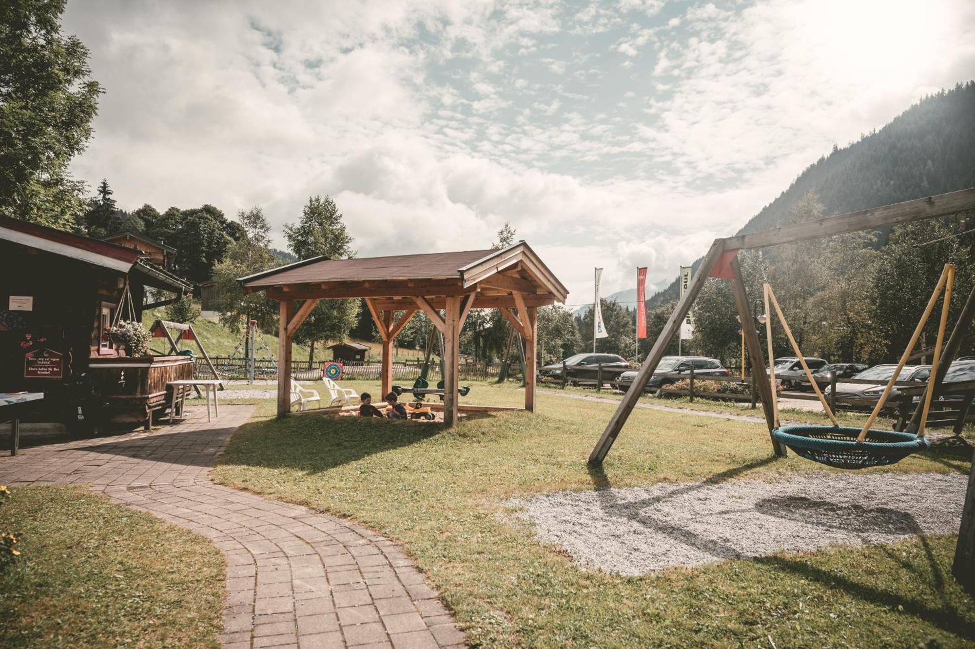 Familienhotel Lengauer Hof Saalbach-Hinterglemm Buitenkant foto